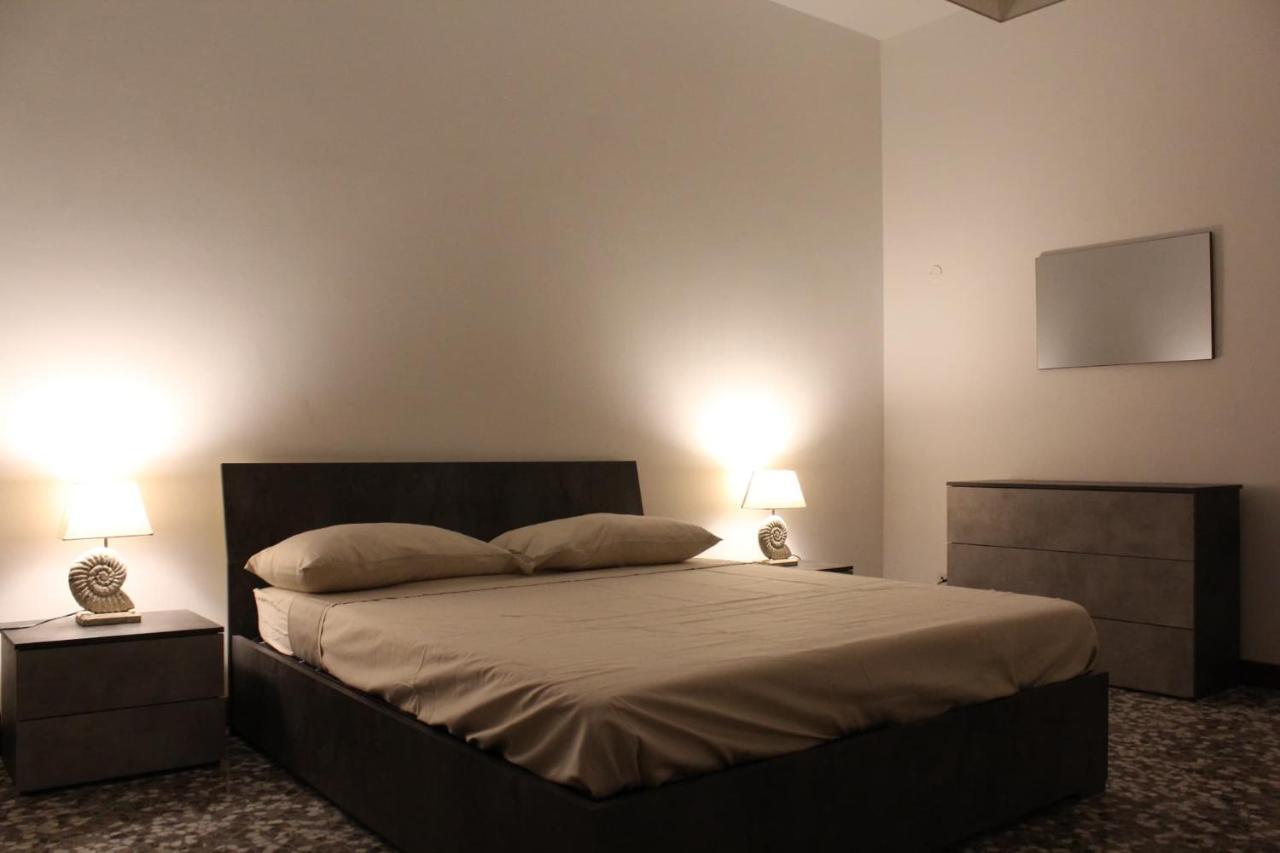 Apartment Little Бари Экстерьер фото