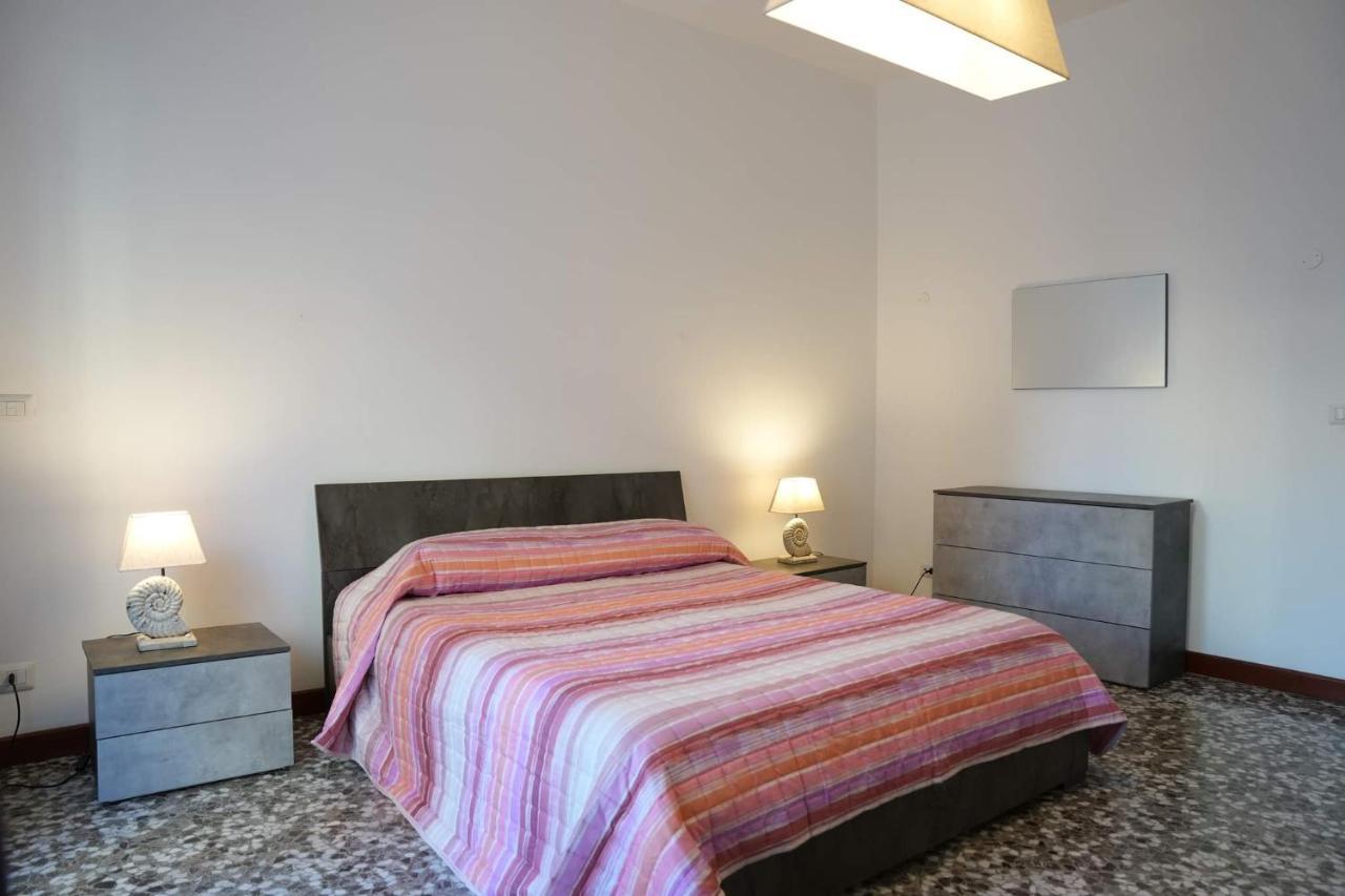 Apartment Little Бари Экстерьер фото